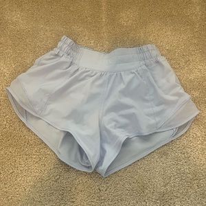 lululemon hotty hot low rise 2.5, pastel blue